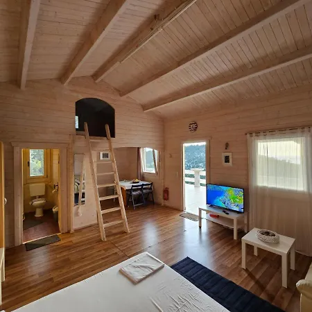 Blueberry * Áyios Nikítas